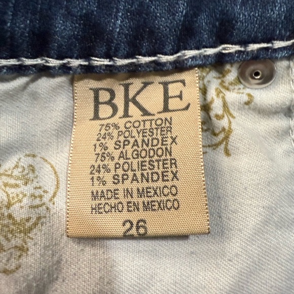 BKE Blue Jean Shorts Cut-Off Style with Rolled Cuffs - Picture 5 of 5